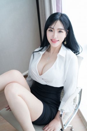 《卖房子的女人》